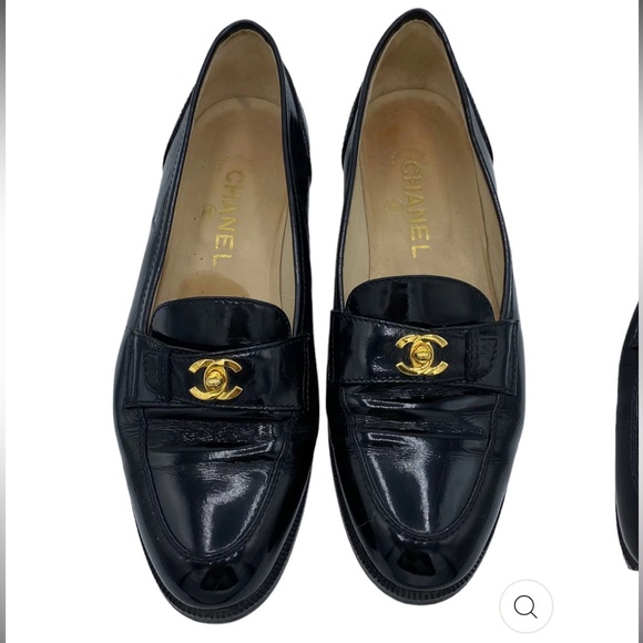 Vintage Chanel CC gold Turlock logo black patent leather loafers size 37 - Picture 5 of 6